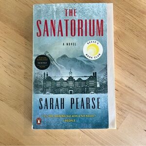 📚BUY 2 GET 1 FREE The Sanatorium by Sarah‎ Pearse
